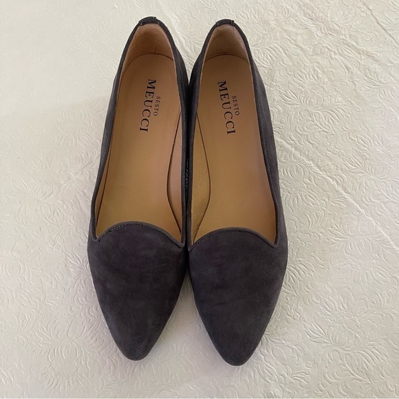 Sesto Meucci Gray Suede Low Heel - Picture 2 of 10